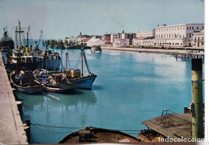 Postales: Puerto de Santa Mar&iacute;a. 8 El Puerto. Garc&iacute;a Garrabella. Usada con sello. Color