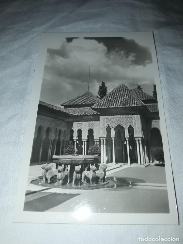 Postales: Antigua postal Alhambra Patio de los Leones Garc&iacute;a Garrabella