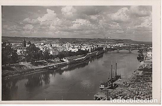Postkarten: X126308 ANDALUCIA METROPOLITANA DE SEVILLA SEVILLA RIO GUADALQUIVIR Y VISTA PARCIAL
