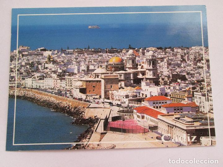 Postales: POSTAL CADIZ CATEDRAL Y VISTA PARCIAL - PAJARES 680 - 1999 - SIN CIRCULAR