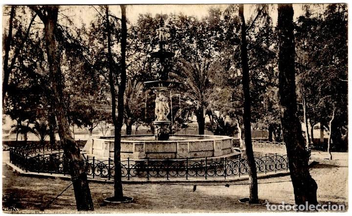 Postales: M&aacute;laga - Parque, Fuente de los Cisnes - L. Roisin n&ordm; 91 - 139x89mm.