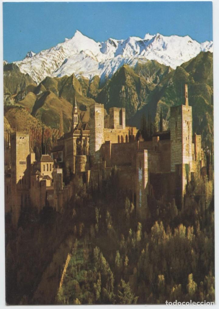 Postales: SERIE 45-N&ordm; 966-GRANADA. Panor&aacute;mica de la Alhambra y Sierra Nevada. Sin circular. ED. A.ZERKOWITZ