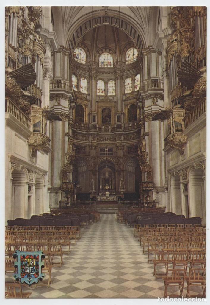 Postales: SERIE 45-N&ordm; 709-GRANADA. Catedral. Calle Mayor y &oacute;rganos. Sin circular. ED. KOLOR ZERKOWITZ