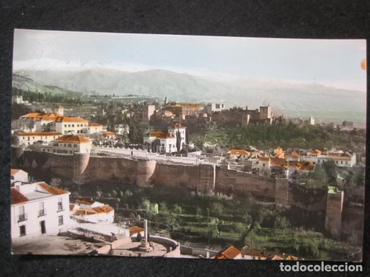Postales: GRANADA-LAS MURALLAS, LA ALHAMBRA Y SIERRA NEVADA-EDICIONES SICILIA-POSTAL ANTIGUA-(86.433)