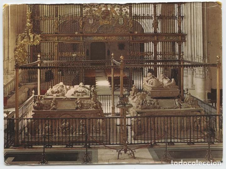 Postales: N&ordm; 3193-GRANADA. Capilla Real. Tumba de los Reyes Cat&oacute;licos y de... Circulada en 1968. ED. &Aacute;GATA
