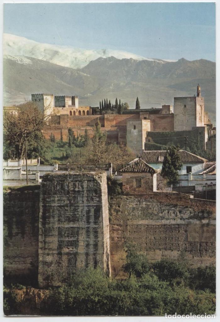 Postales: SERIE 45-N&ordm; 69-GRANADA. Vista parcial de la Alhambra y Sierra Nevada. ED. KOLOR-ZERKOWITZ