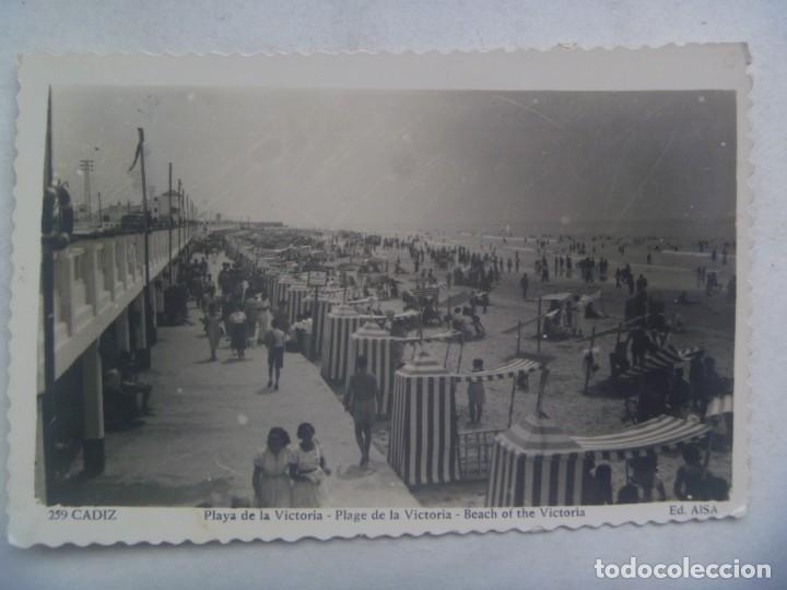 Postales: POSTAL DE CADIZ : PLAYA DE LA VICTORIA. A&Ntilde;OS 40 . CIRCULADA EN 1957 CON SELLO DE FRANCO