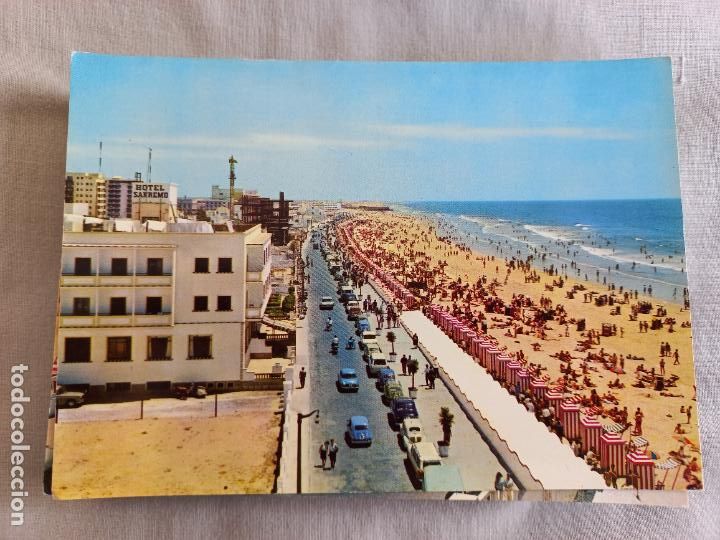 Postales: N&ordm; 2030 CADIZ PLAYA DE LA VICTORIA. EDICIONES ARRIBAS SIN CIRCULAR
