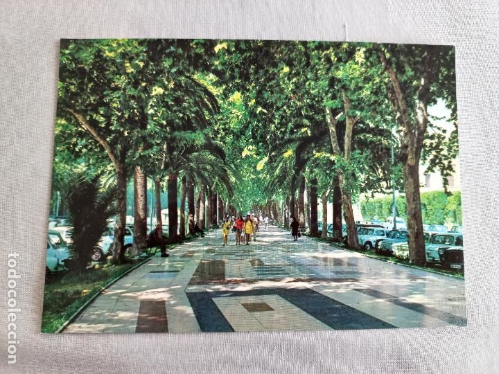 Postales: N&ordm; 106 MALAGA PASEO DEL PARQUE. COSTA DEL SOL. EDICIONES VISTA CROM. A&Ntilde;OS 60 SIN CIRCULAR