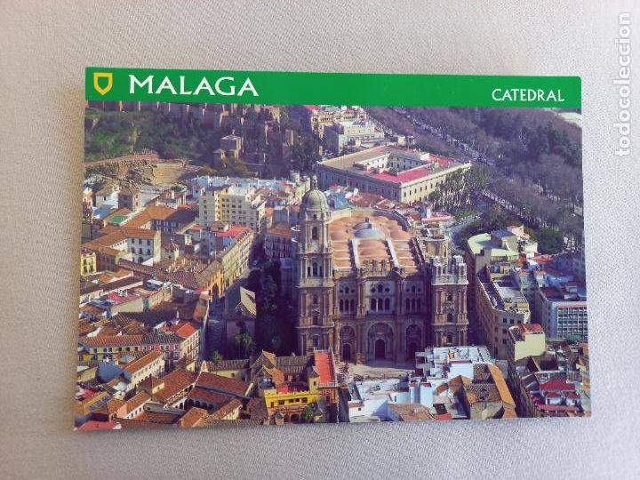 Postales: CATEDRAL DE MALAGA. VISTA AEREA. N&ordm; 52 EDICIONES DOMINGUEZ FISA ESCUDO ORO. S/C