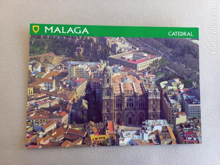 Postales: CATEDRAL DE MALAGA. VISTA AEREA. N&ordm; 52 EDICIONES DOMINGUEZ FISA ESCUDO ORO. S/C