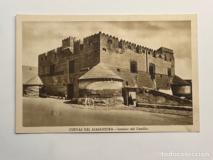 Postales: CUEVAS DE ALMANZORA (Almeria) Postal Interior del Castillo. Huecograbado Fournier (h.1940?)