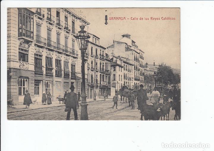 Postales: GRANADA.-CALLE DE LOS REYES CAT&Oacute;LICOS