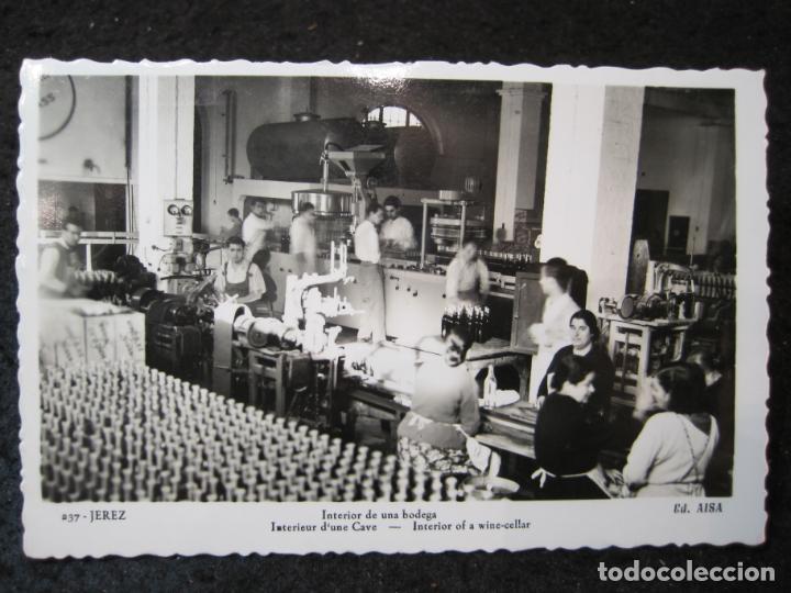 Postales: JEREZ-INTERIOR DE UNA BODEGA-FOTOGRAFICA ED AISA-237-POSTAL ANTIGUA-(94.545)