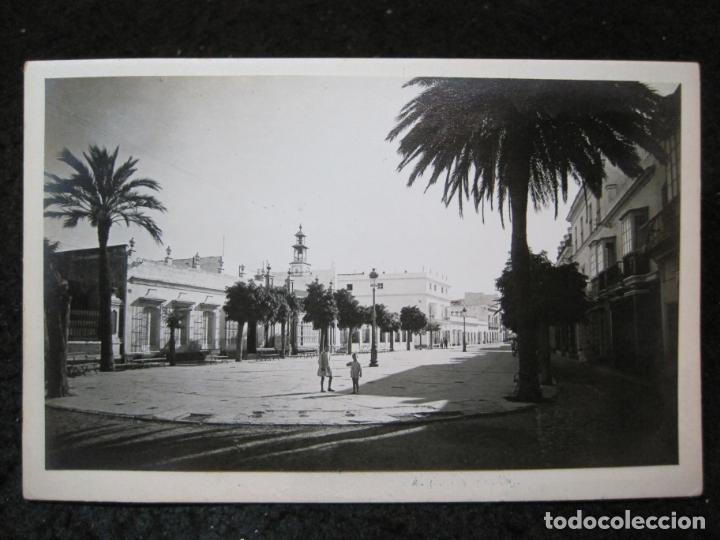 Postales: PUERTO REAL-PLAZA DE JESUS-ES FOTO ANTIGUA PEGADA-POSTAL PROTOTIPO ROISIN-(94.773)
