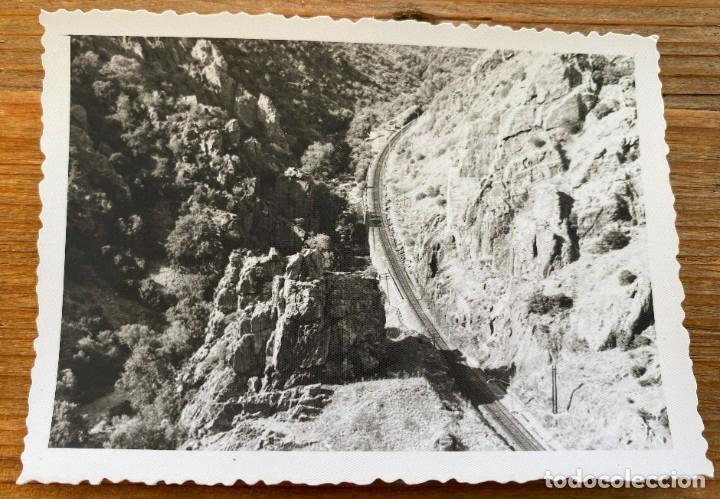 Postales: FOTOGRAFIA DE VIA DEL TREN EN DESPE&Ntilde;APERROS, JAEN, A&Ntilde;OS 50 APROX., MIDE 9 X 7 CMS APROX.