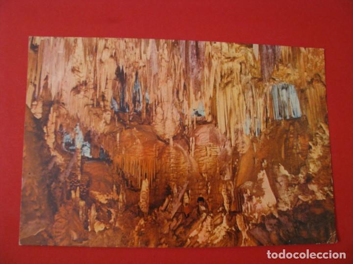 Postales: POSTAL DE CUEVA DE NERJA. FONDO DE LA SALA DEL CATACLISMO. CIRCULADA.