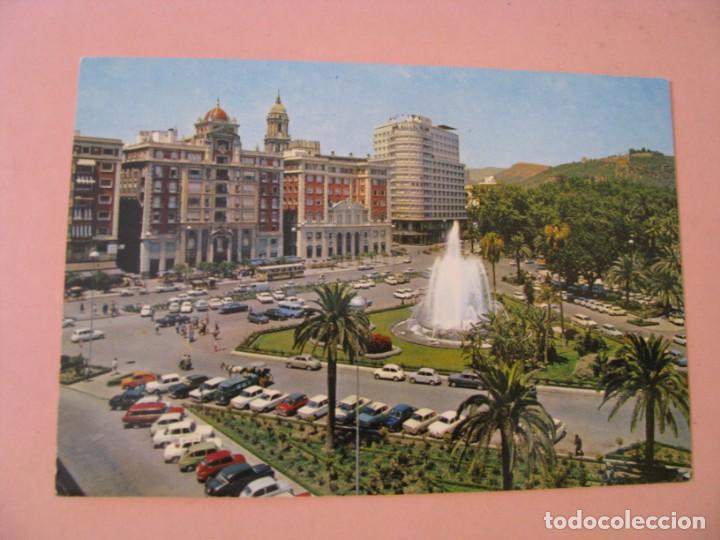Postales: POSTAL DE MALAGA. PLAZA QUEIPO DE LLANO. FUENTE MONUMENTAL. BEASCOA. OBSEQUIO PERFUMERIA CHARIN.