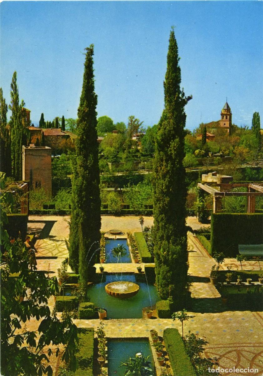 Postales: N&ordm; 2.047-GRANADA. Jardines bajos del Generalife. Sin circular. EDICIONES ARRIBAS