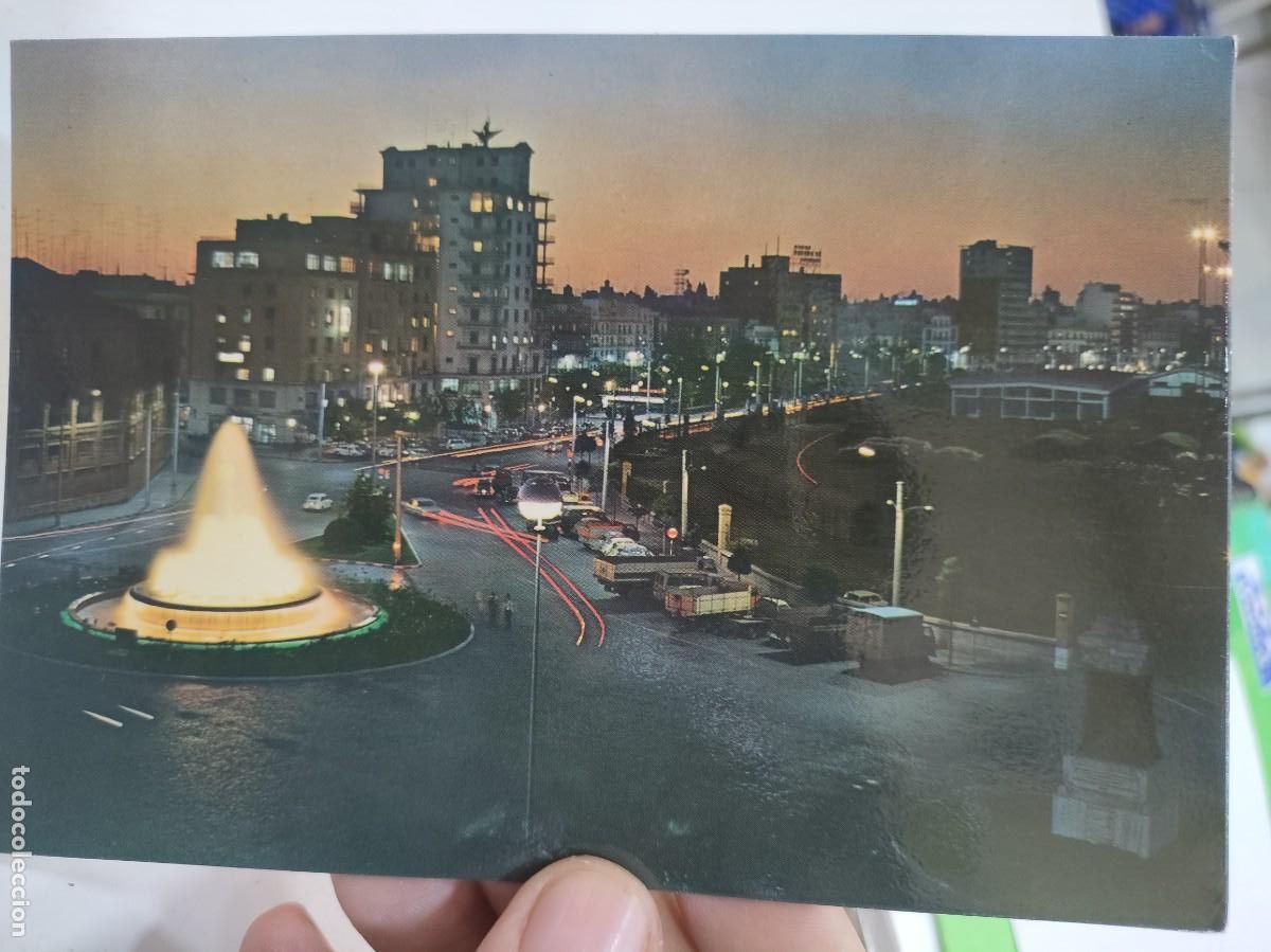 Postales: Postal CADIZ Fuente Luminosa y Avenida del Puerto N 58 SICILIA S/C