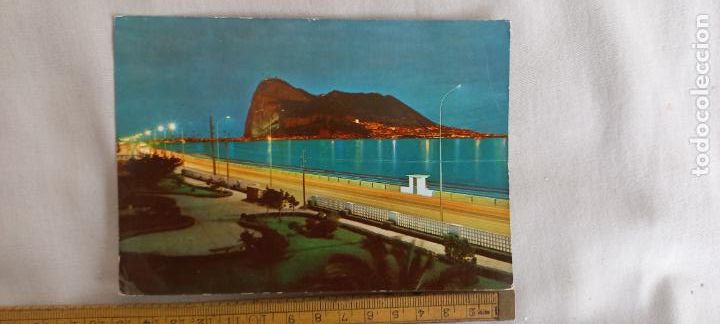 Postales: N&ordm; 2004. LA LINEA DE LA CONCEPCION. EL PE&Ntilde;ON DE GIBRALTAR NOCTURNA. ED. ARRIBAS. POSTAL