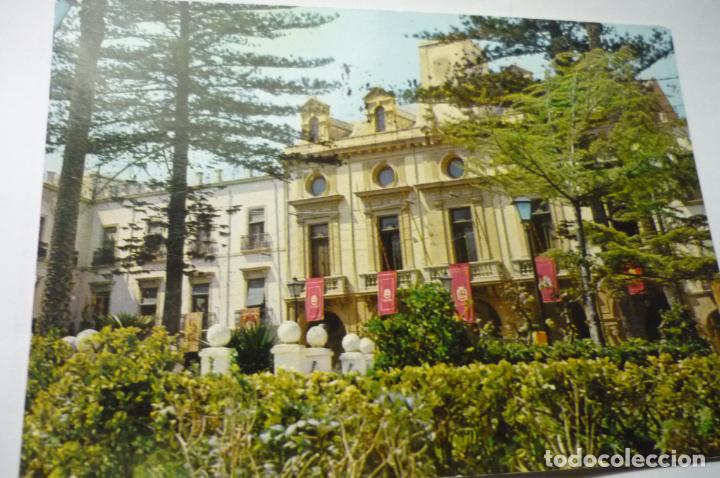 Postales: postal almeria.-pl.vieja y ayuntamiento circulada