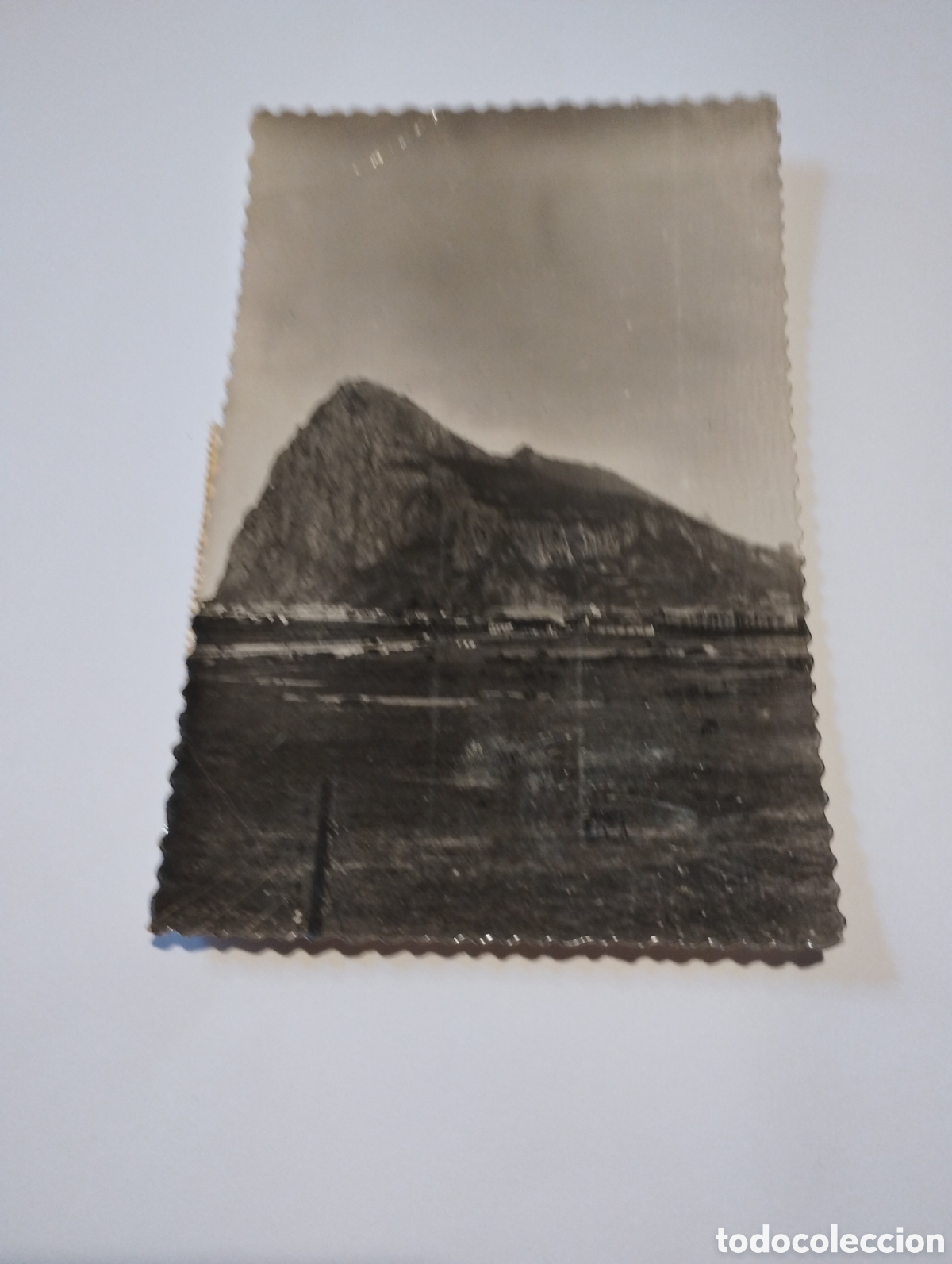 Postales: La l&iacute;nea pe&ntilde;&oacute;n de Gibraltar