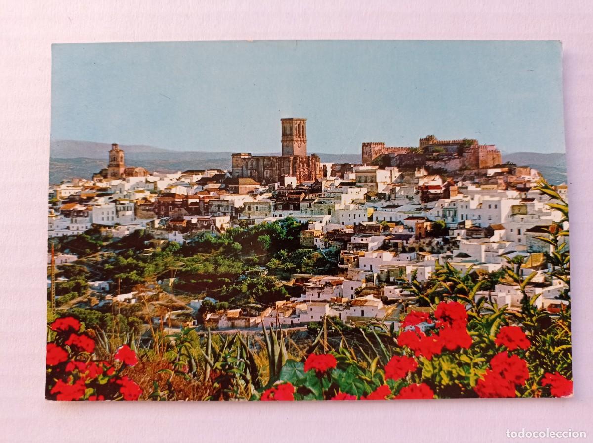 Postales: TARJETA POSTAL 9423 ARCOS DE LA FRONTERA CADIZ VISTA PARCIAL CASTILLO Y SANTA MARIA ED. BEASCOA