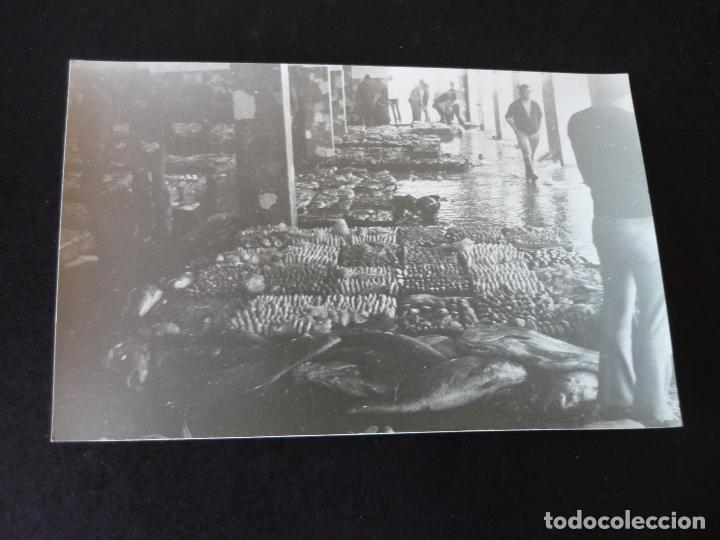 Postkarten: PUERTO DE SANTA MARIA CADIZ ESCENA EN LA LONJA FOTOGRAFIA TAMA&Ntilde;O POSTAL