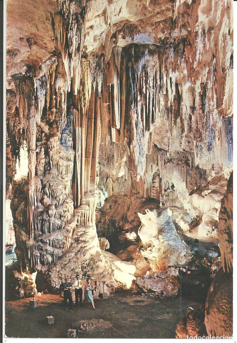 Postales: POSTAL CUEVA DE NERJA (MALAGA) - GRAN COLUMNA SALA DE LA CASCADA - ED. PATRONATO 1964