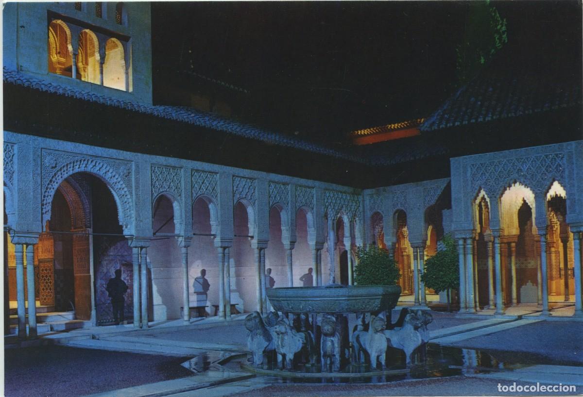 Postales: SERIE 45-N&ordm; 87-GRANADA. Alhambra iluminada. Patio de los Leones. Sin circular. ED. KOLOR-ZERKOWITZ