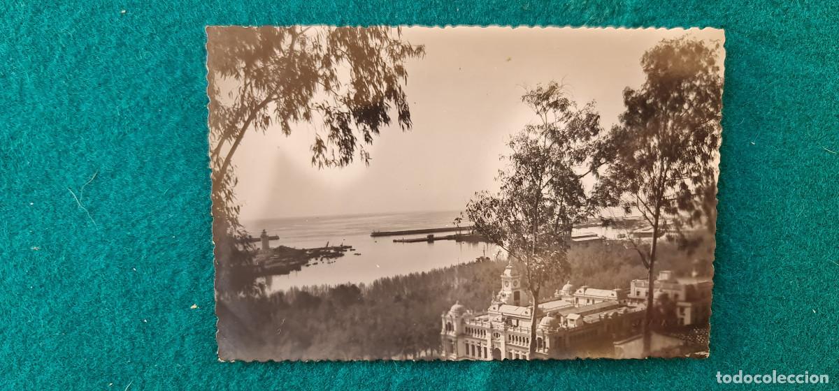 Postales: POSTAL MALAGA (1955) PUERTO DESDE GIBRALFARO - RW