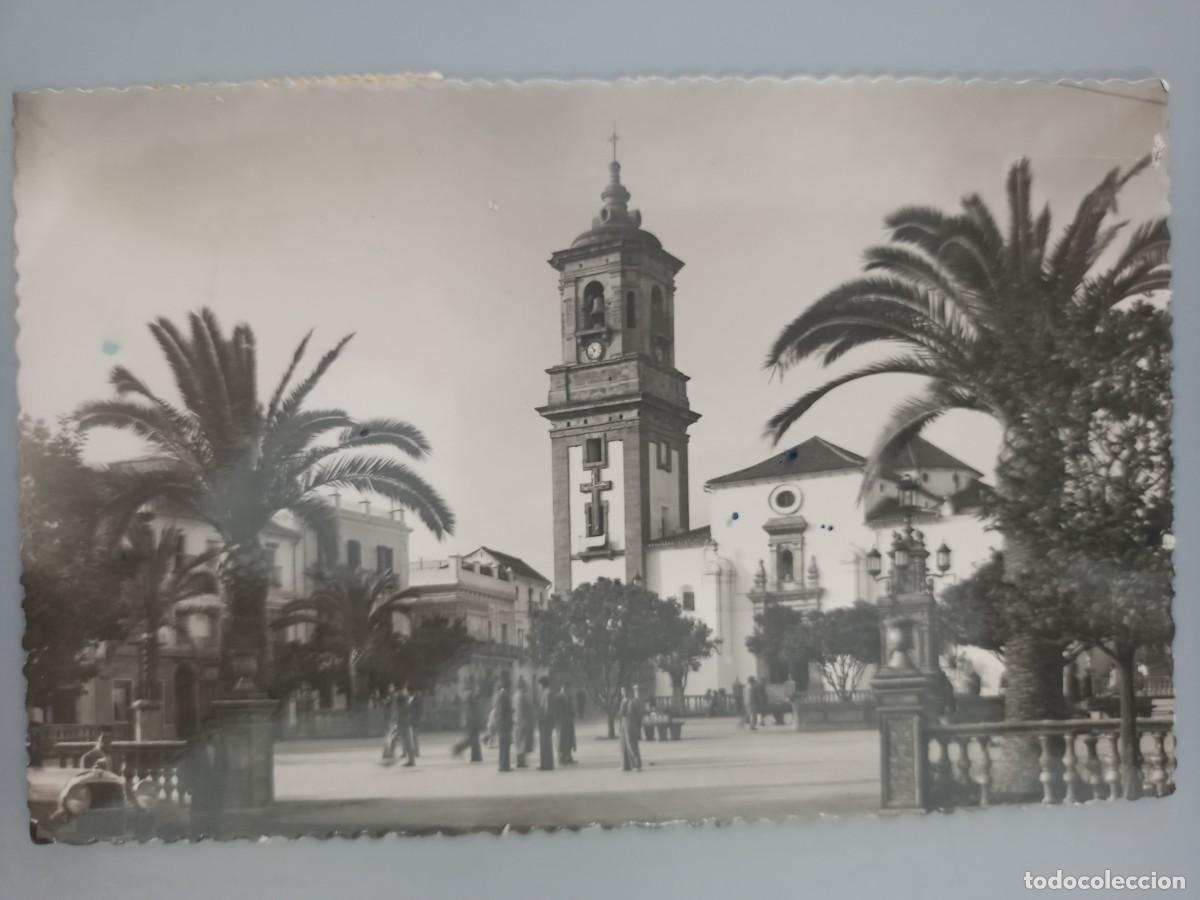 Postales: Algeciras. Plaza del General&iacute;simo. Circulada con Ambulante