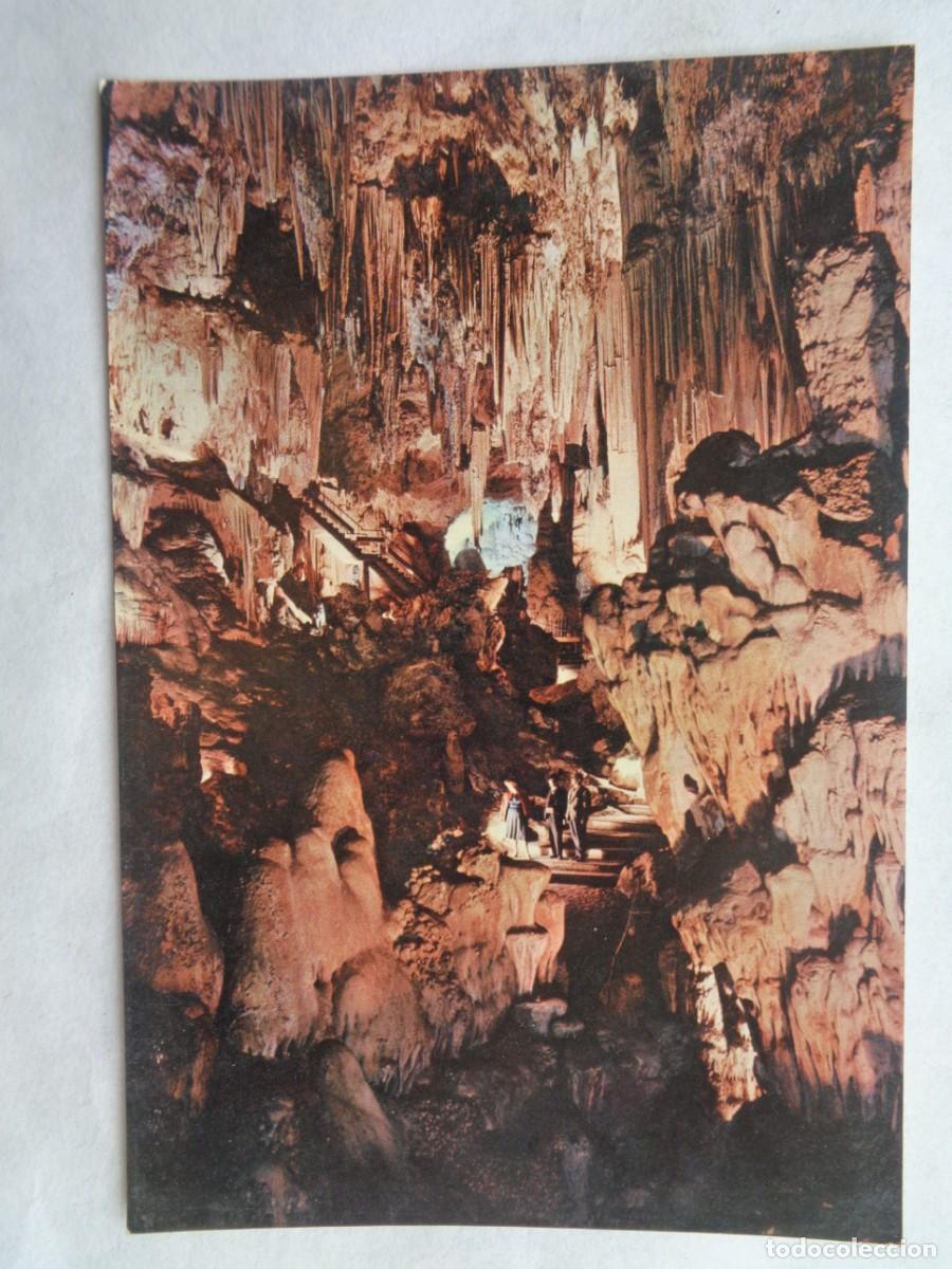 Postales: POSTAL DE LA CUEVA DE NERJA ( MALAGA ): VISTA DESDE LA SALA DE LOS FANTASMAS . A&Ntilde;OS 60