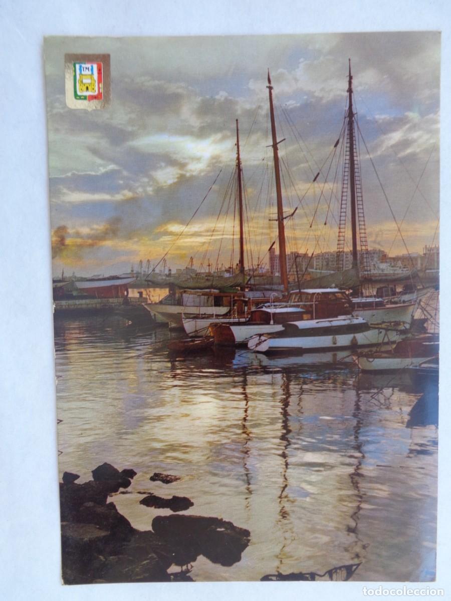 Postales: POSTAL DE MALAGA ( COSTA DEL SOL ): ATARDECER EN EL PUERTO. A&Ntilde;OS 60, BARCOS , ETC