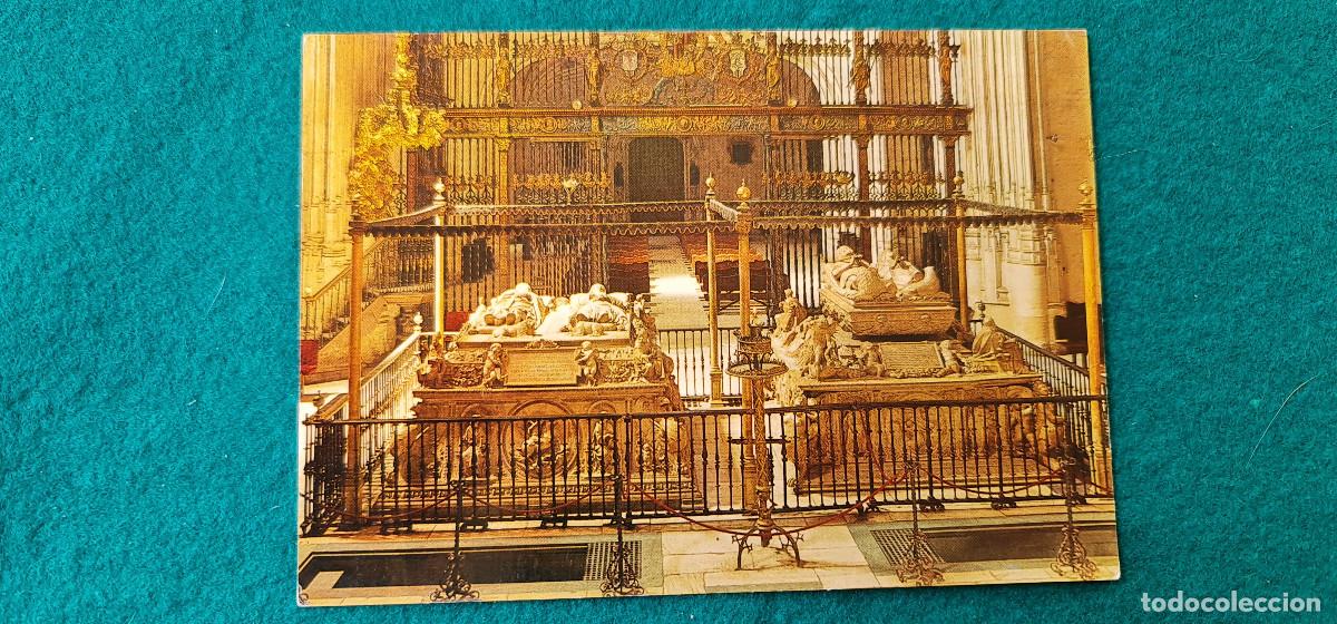 Postales: POSTAL GRANADA - CAPILLA REAL Y TUMBAS DE LOS RR. CC. - Foto 1