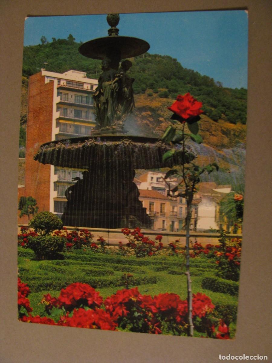 Postales: POSTAL DE MALAGA. FUENTE DEL PARQUE. AL FONDO GIBRALFARO. POSTALES COSTA DEL SOL. ESCRITA.