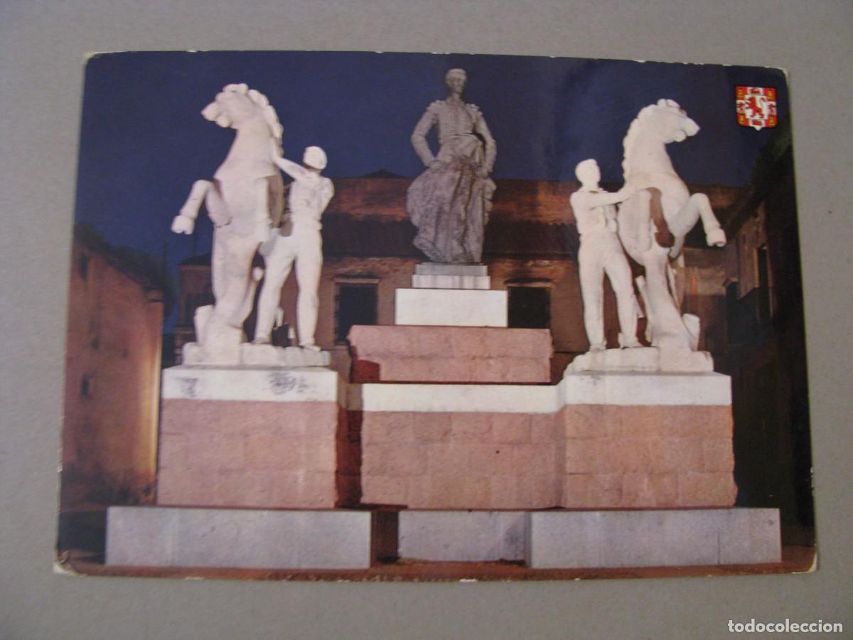 Postales: POSTAL DE CORDOBA. MONUMENTO A MANOLETE. BEASCOA.