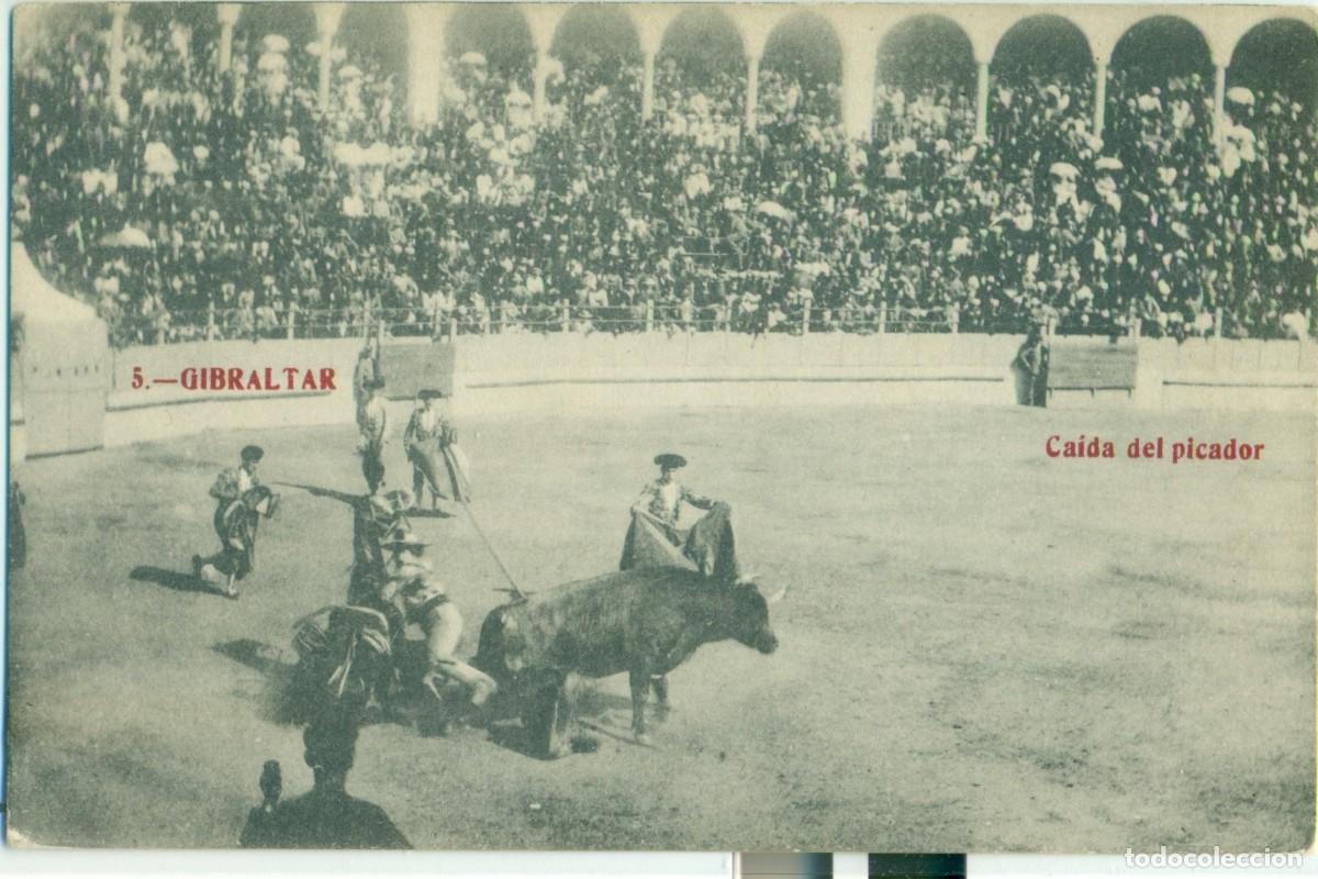 Postales: PLZA DE TOROS DE GIBRALTAR. CAIDA DEL PICADOR. HACIA 1920. MUY RARA.