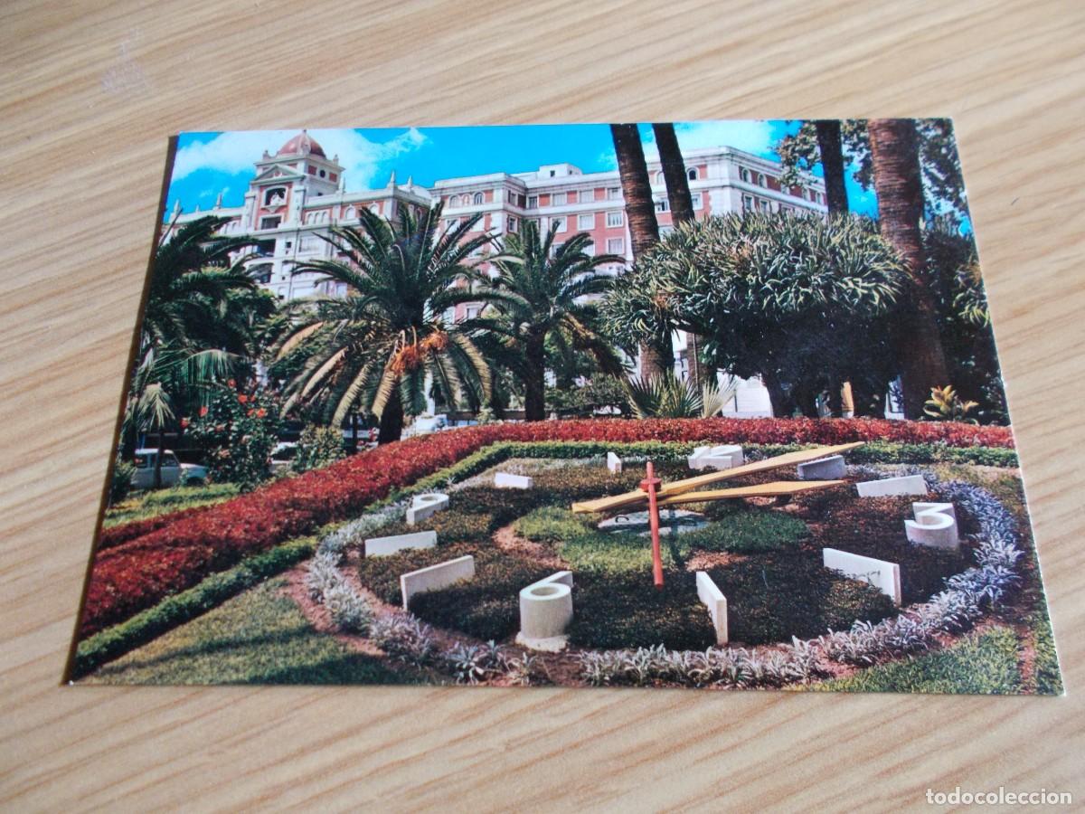 Postales: MALAGA-- RELOJ EN LA ALAMEDA