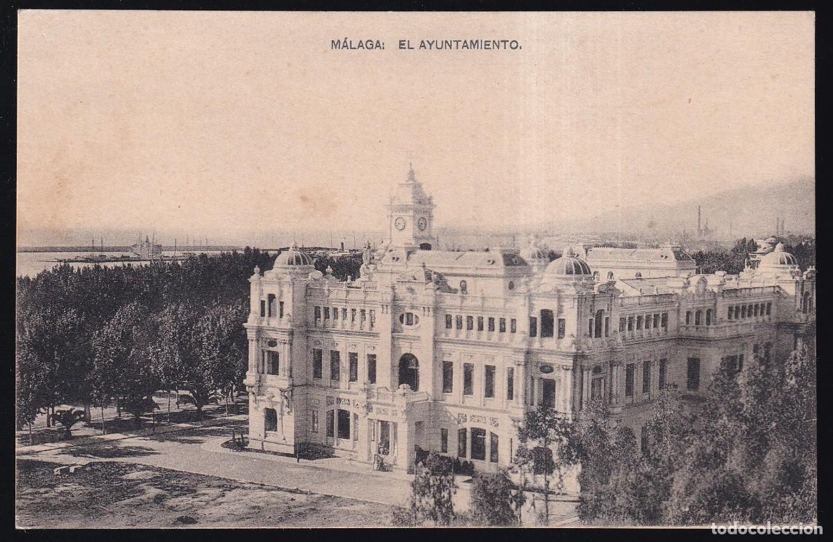 Postales: M&aacute;laga. *El Ayuntamiento* Nueva. - Foto 1