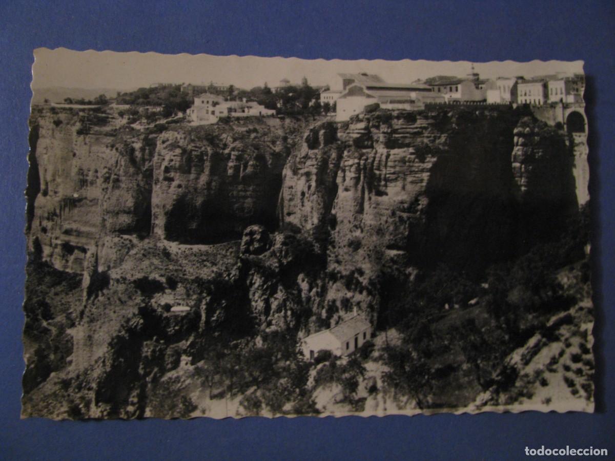 Postales: POSTAL FOTOGR&Aacute;FICA DE RONDA. ASA DE LA CALDERA Y VISTA PARCIAL. ARRIBAS. 31.