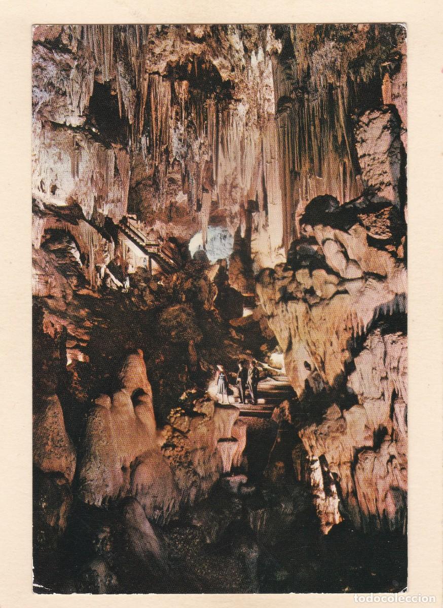 Postales: CUEVA DE NERJA (MALAGA). VISTA DESDE LA SALA DE LOS FANTASMAS (1964)