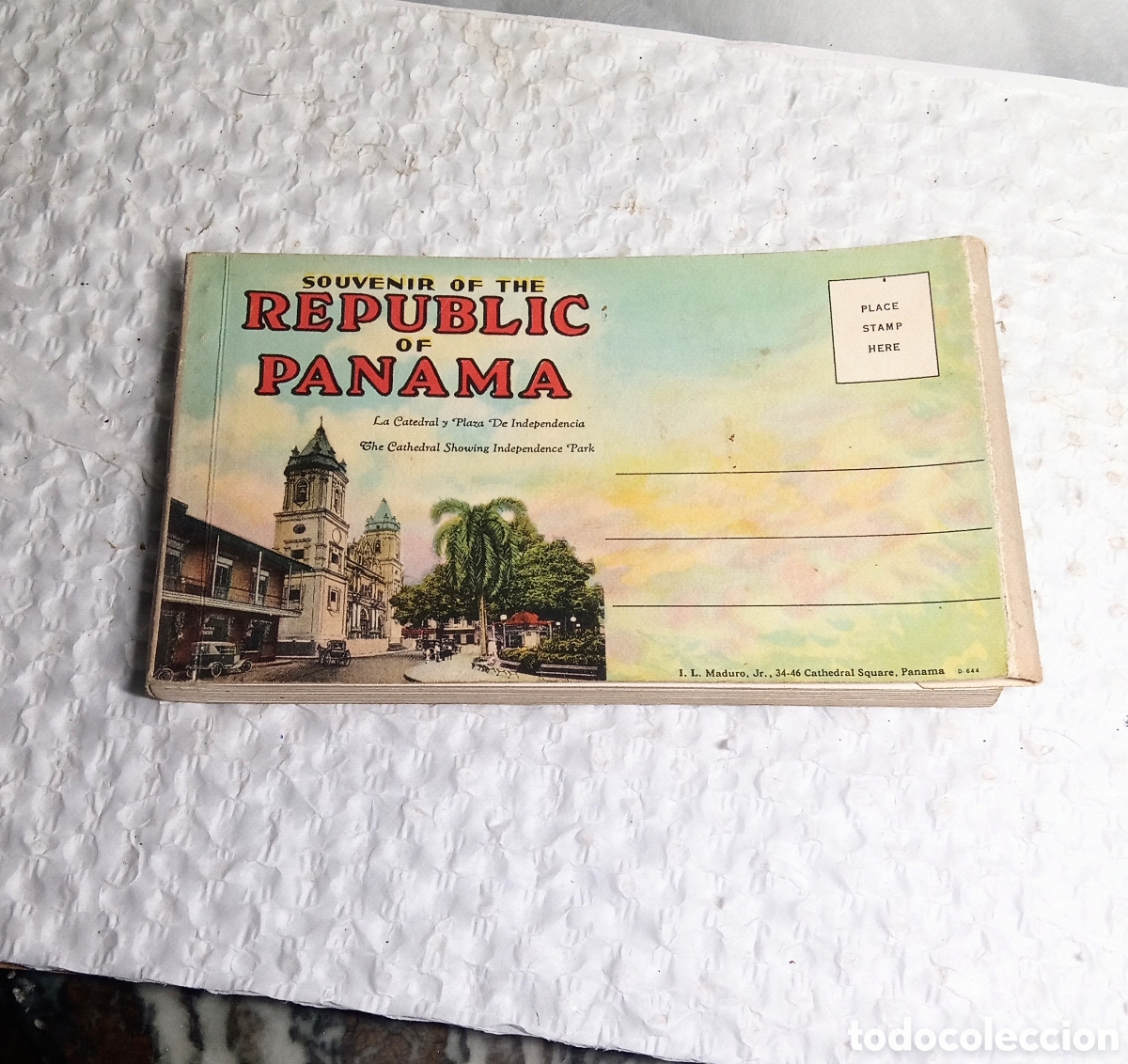 Cartes Postales: a&ntilde;os 40 - libro de postales SOUVENIR of the REPUBLIC of PANAMA - Catedral y Plaza de Independencia