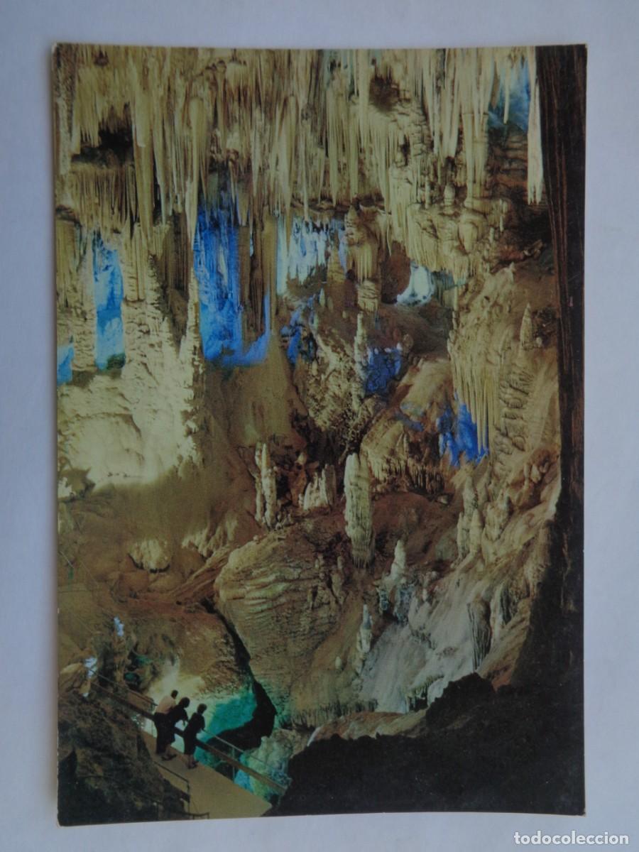 Postales: POSTAL DE LA CUEVA DE NERJA ( MALAGA ): ENTRADA A LAS GALERIAS ALTAS . A&Ntilde;OS 60