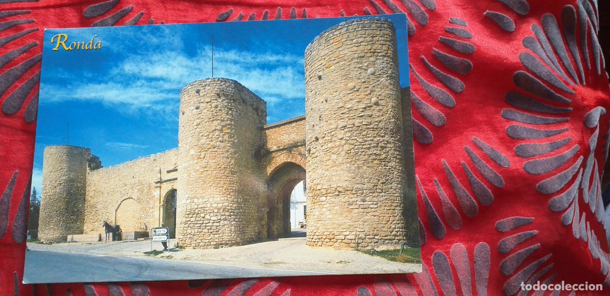 Postales: MALAGA-V17-160X110mm.-NO ESCRITA-RONDA-MURALLAS Y PUERTA DE ALMOCABAR