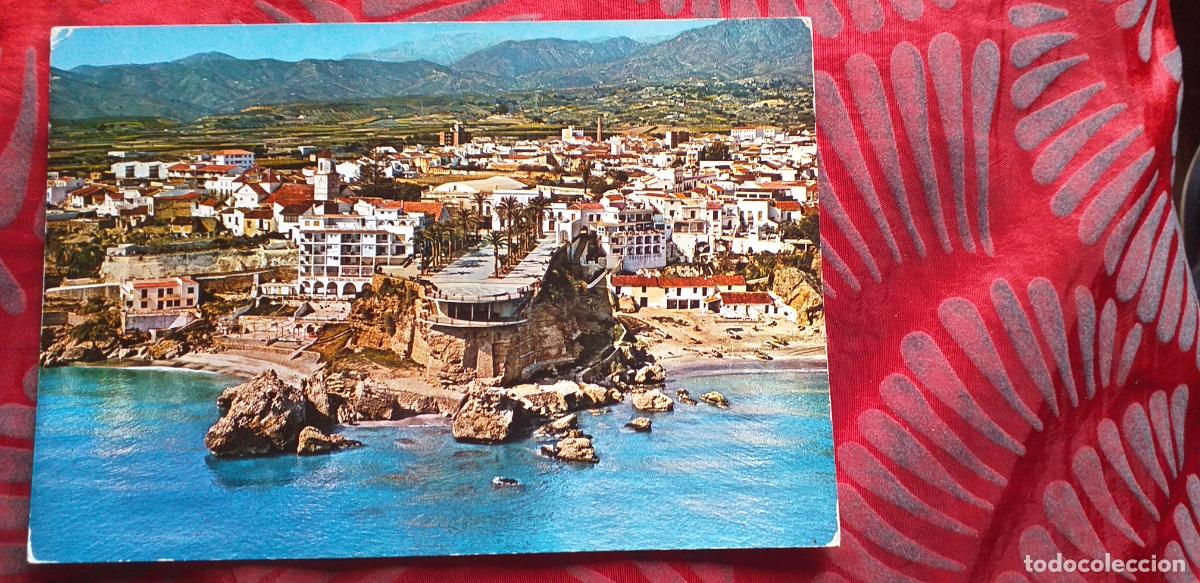 Postales: MALAGA-RVM-150X105mm.-COSTA DEL SOL-CIRCULADA-NERJA-PANORAMICA AEREA DESDE EL MAR