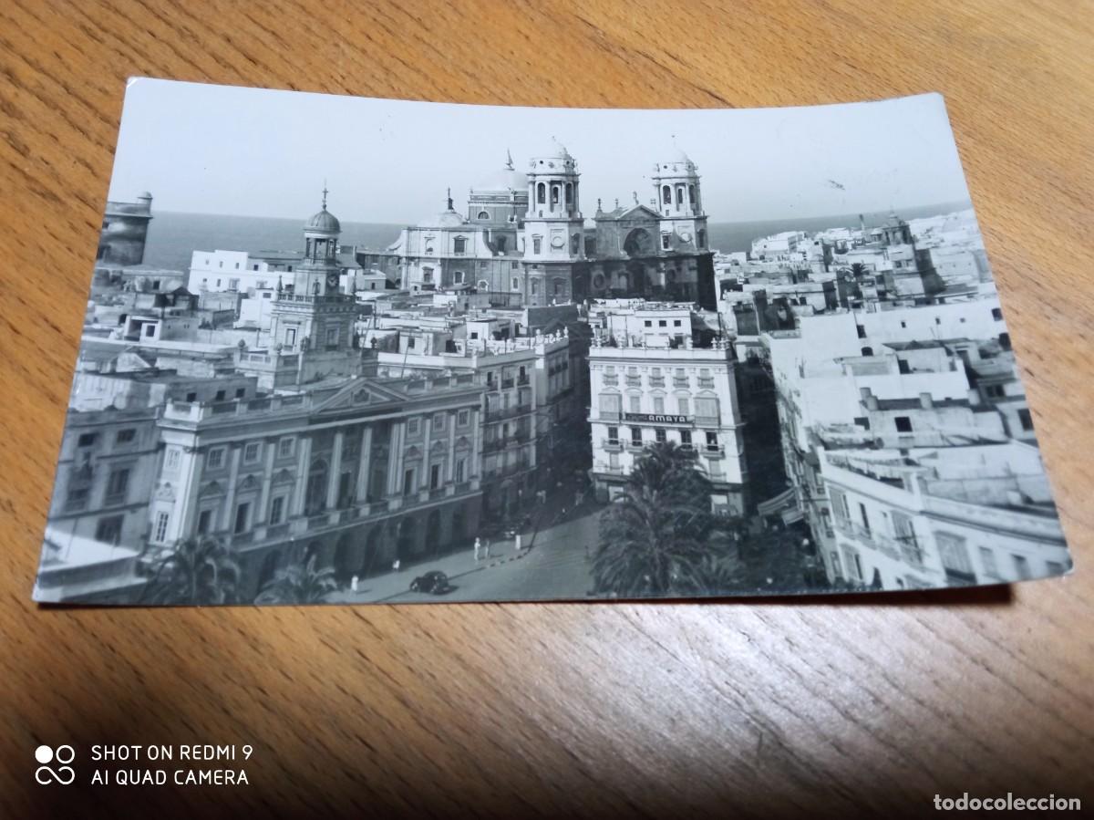 Postales: Cadiz Ayuntamiento vista parcial a&ntilde;o 1960
