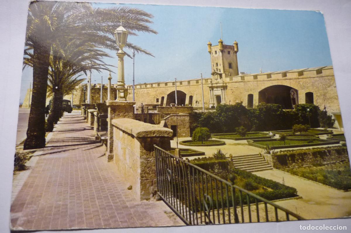 Postales: postal cadiz puerta tierra