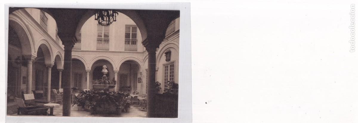 Cartoline: Hotel Sim&oacute;n de Sevilla. Patio del mismo I . F. Mesas Arte. Sin circular.